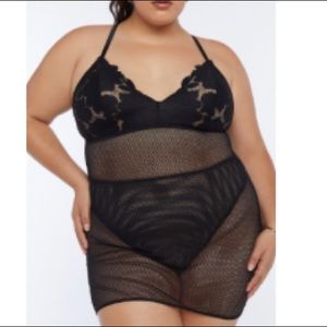 Plus SavageXFenty Floral Lace Dress